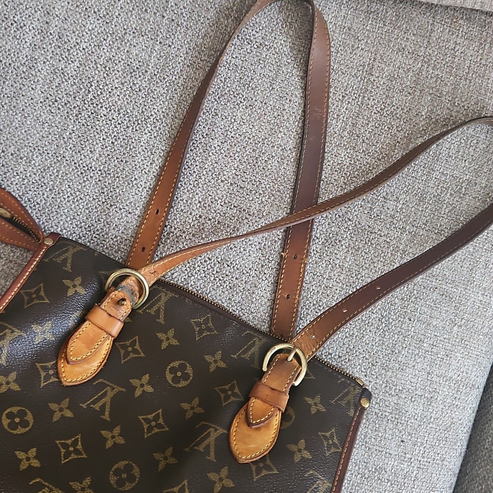 Louis Vuitton Monogram Bag - Picture 8 of 11